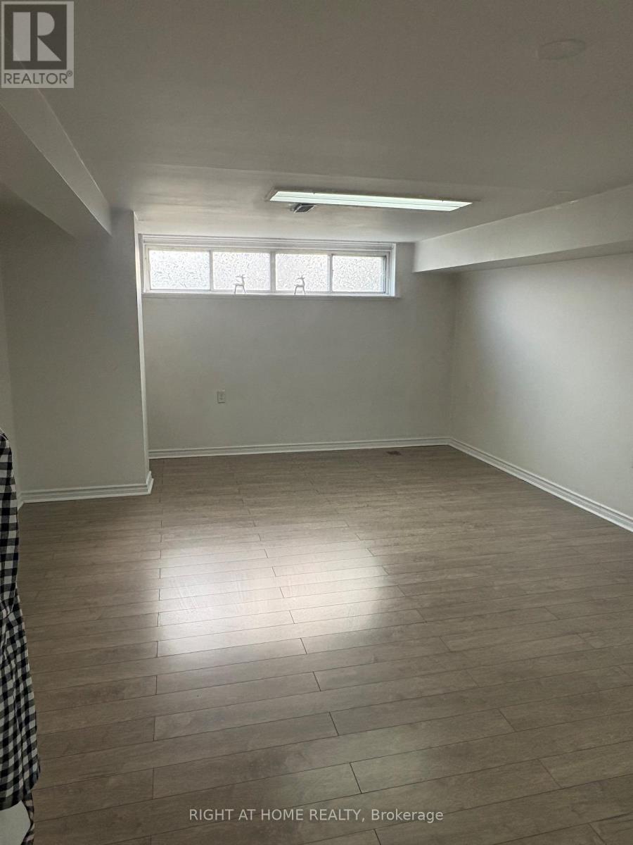 124 Avondale Boulevard, Brampton, Ontario  L6T 1H7 - Photo 16 - W12593710