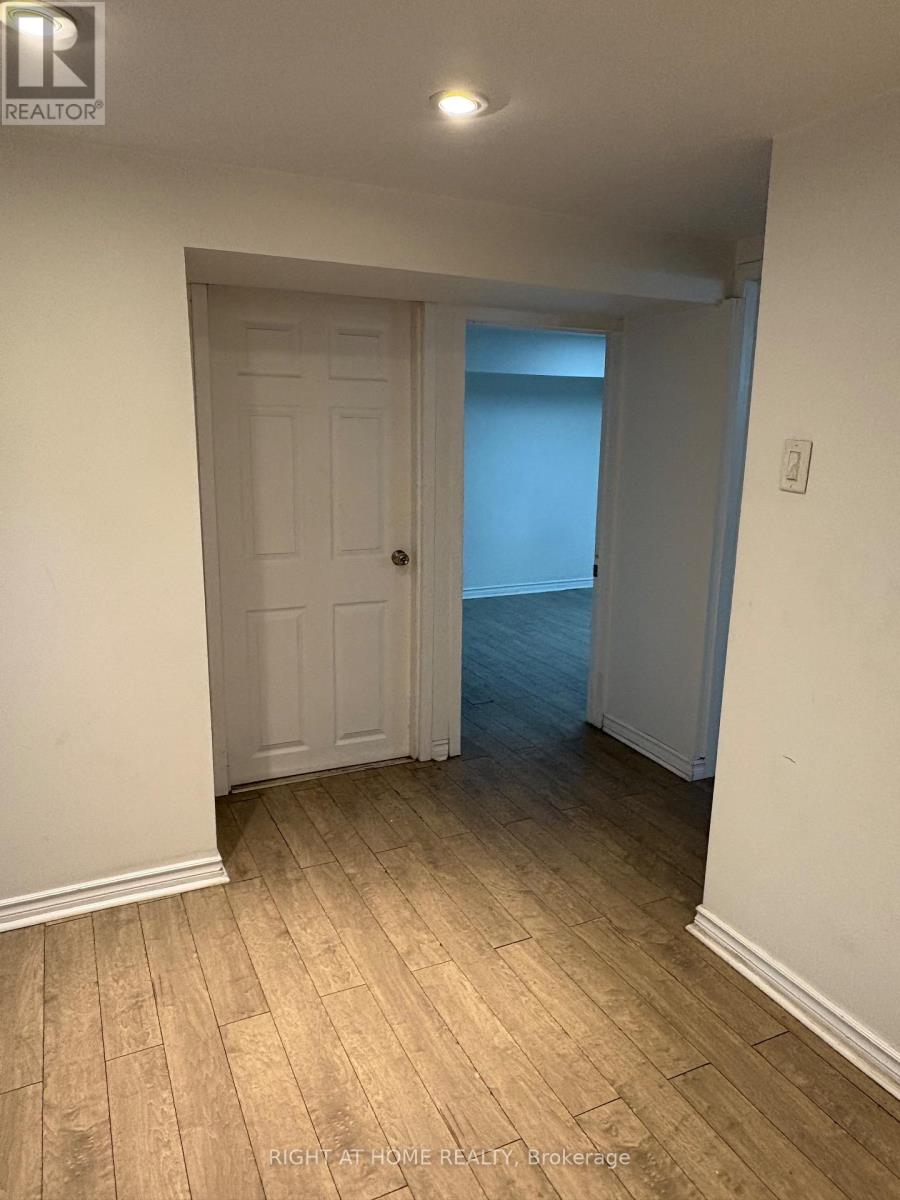 124 Avondale Boulevard, Brampton, Ontario  L6T 1H7 - Photo 20 - W12593710