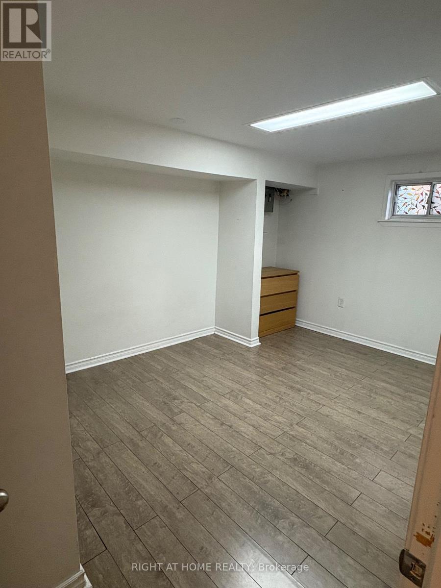 124 Avondale Boulevard, Brampton, Ontario  L6T 1H7 - Photo 21 - W12593710