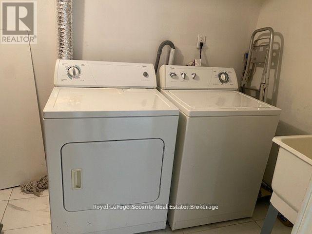 Basement - 162 Donald Avenue, Toronto, Ontario  M6M 1K4 - Photo 9 - W12593718