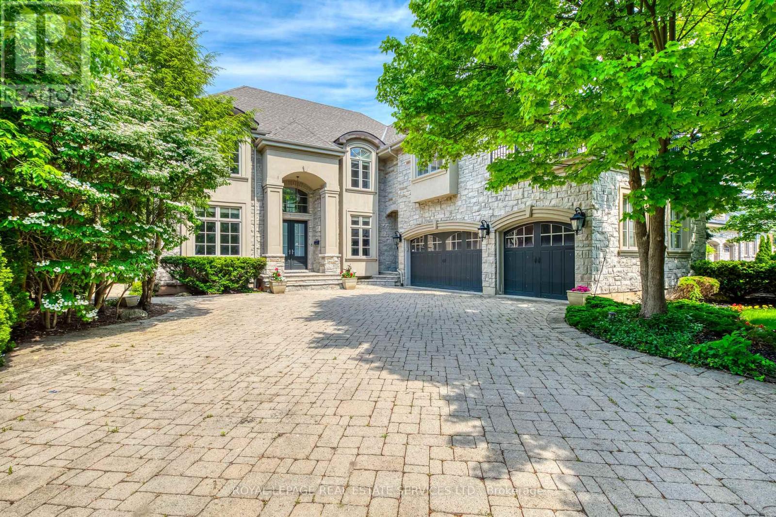 3341 LAKESHORE ROAD, Burlington, Ontario