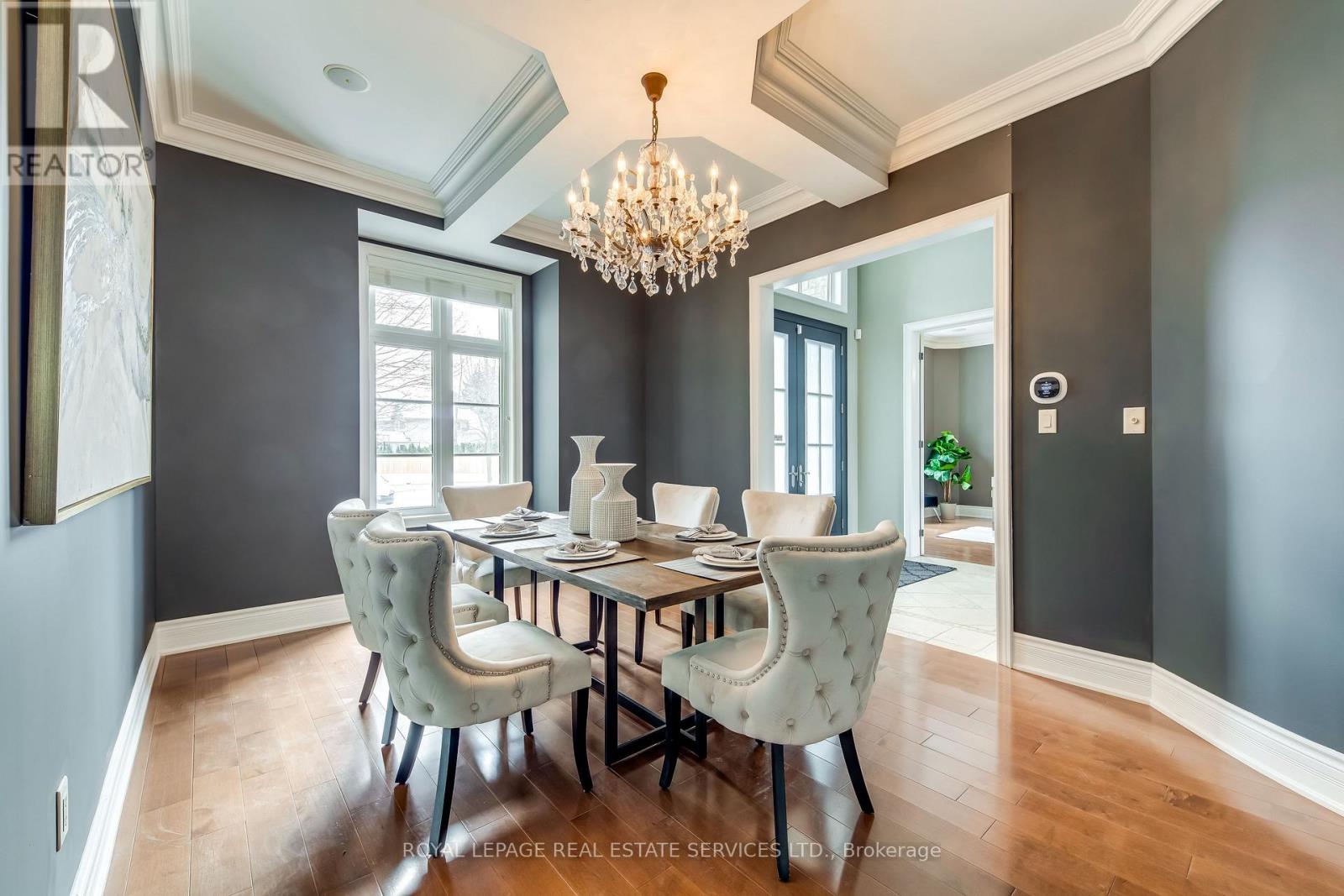 3341 Lakeshore Road, Burlington, Ontario  L7N 1B1 - Photo 8 - W12593752