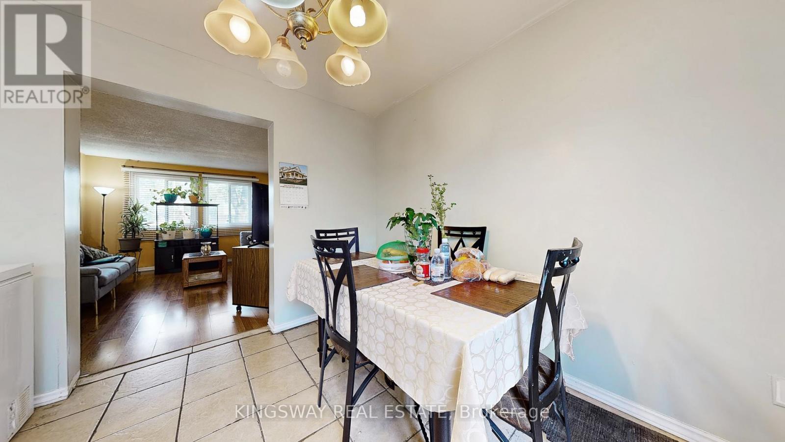 111 - 105 Hansen Road N, Brampton, Ontario  L6V 3C9 - Photo 9 - W12593784