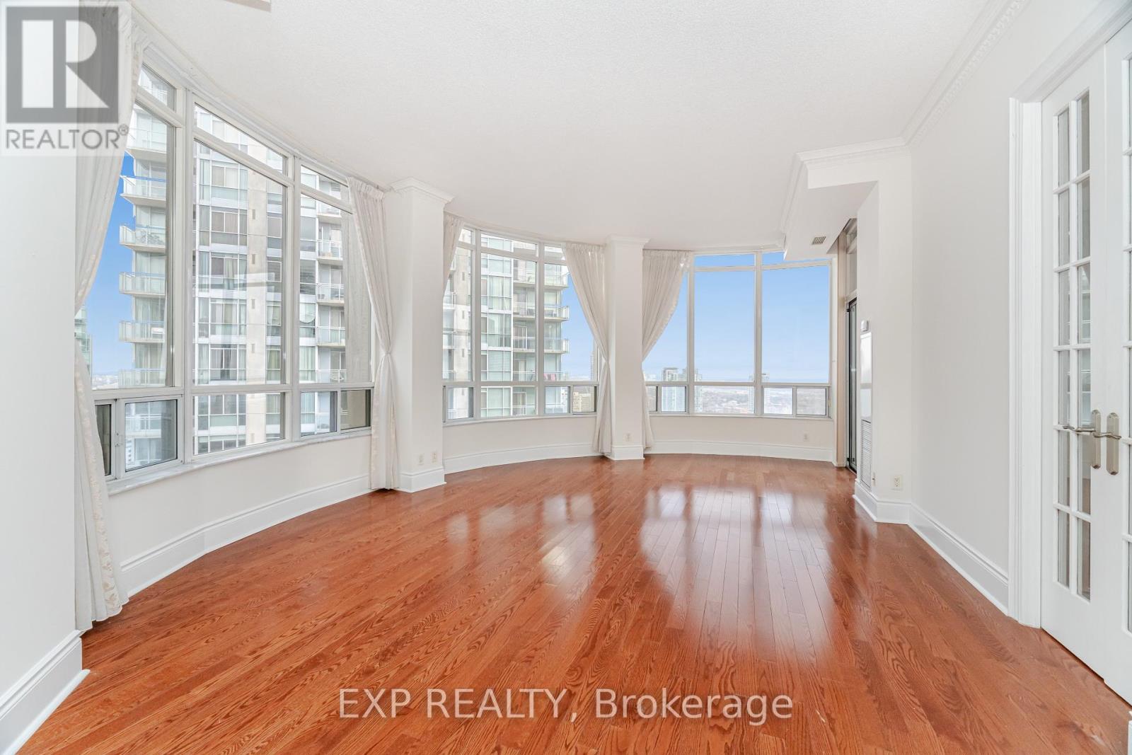 Ph5 - 3880 Duke Of York Boulevard, Mississauga, Ontario  L5B 4M7 - Photo 11 - W12593794