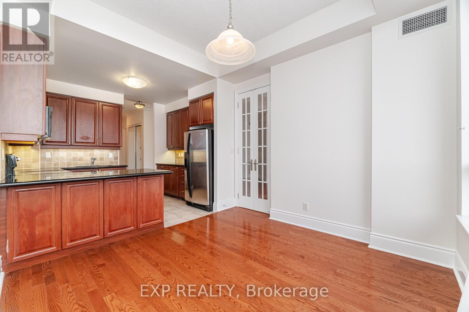 Ph5 - 3880 Duke Of York Boulevard, Mississauga, Ontario  L5B 4M7 - Photo 17 - W12593794