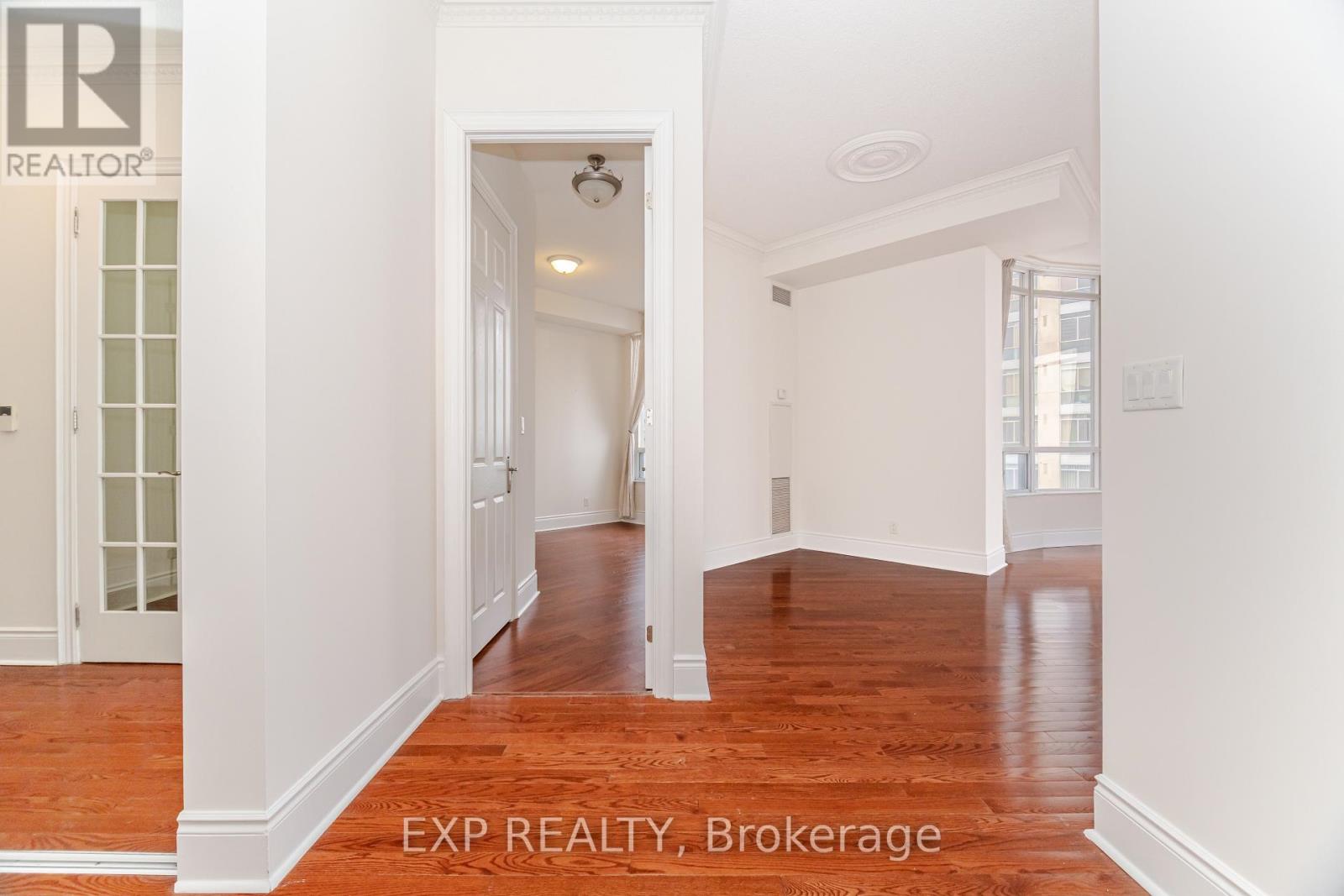 Ph5 - 3880 Duke Of York Boulevard, Mississauga, Ontario  L5B 4M7 - Photo 26 - W12593794