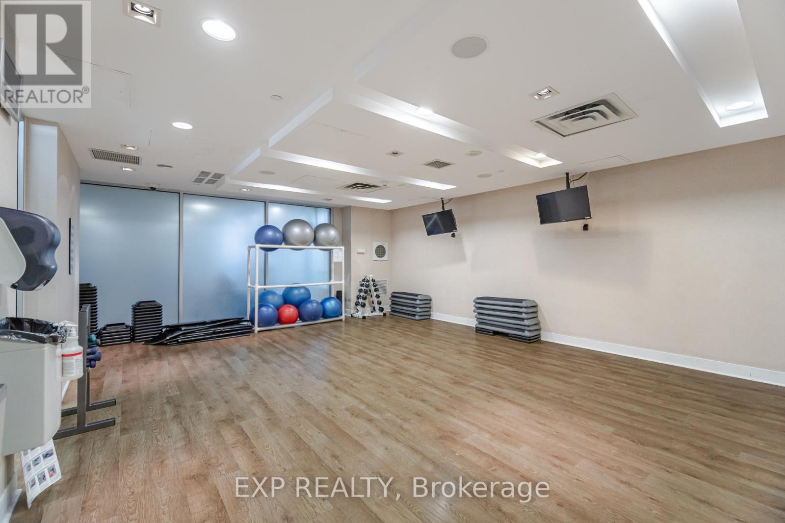 Ph5 - 3880 Duke Of York Boulevard, Mississauga, Ontario  L5B 4M7 - Photo 38 - W12593794