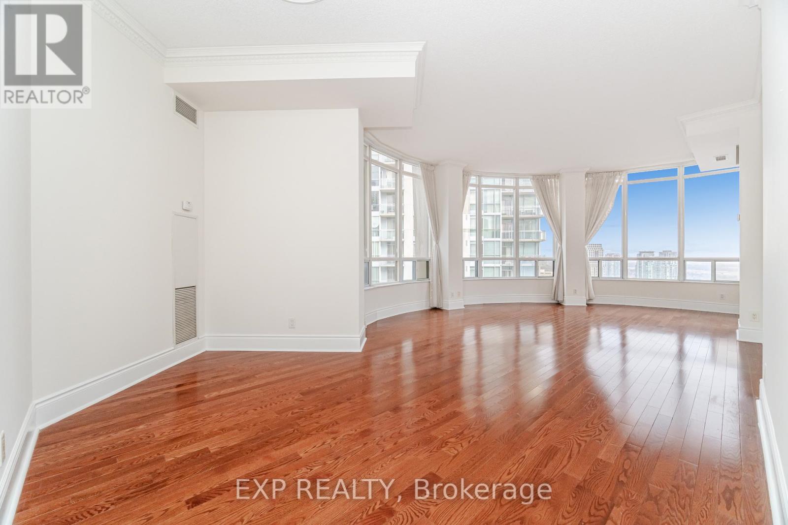 Ph5 - 3880 Duke Of York Boulevard, Mississauga, Ontario  L5B 4M7 - Photo 9 - W12593794