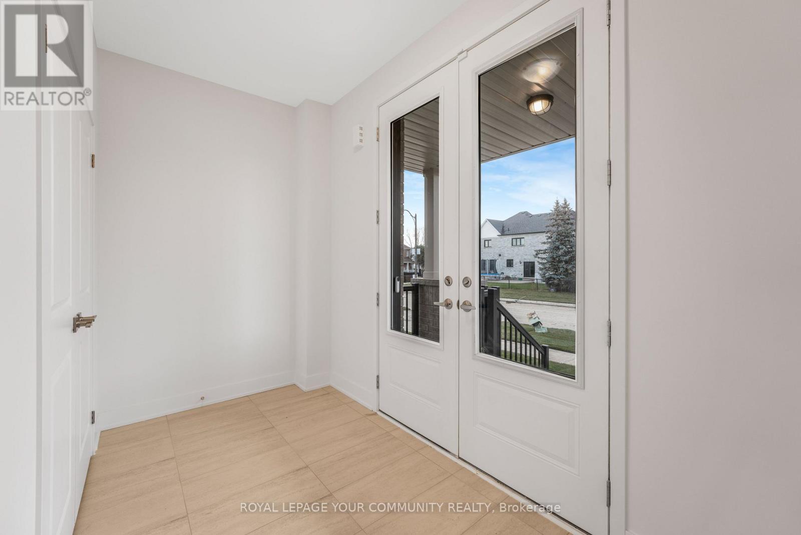 46 Altamira Road, Brampton, Ontario  L6P 4S5 - Photo 4 - W12593832