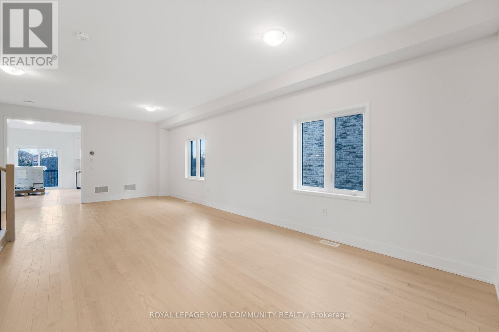 46 Altamira Road, Brampton, Ontario  L6P 4S5 - Photo 5 - W12593832