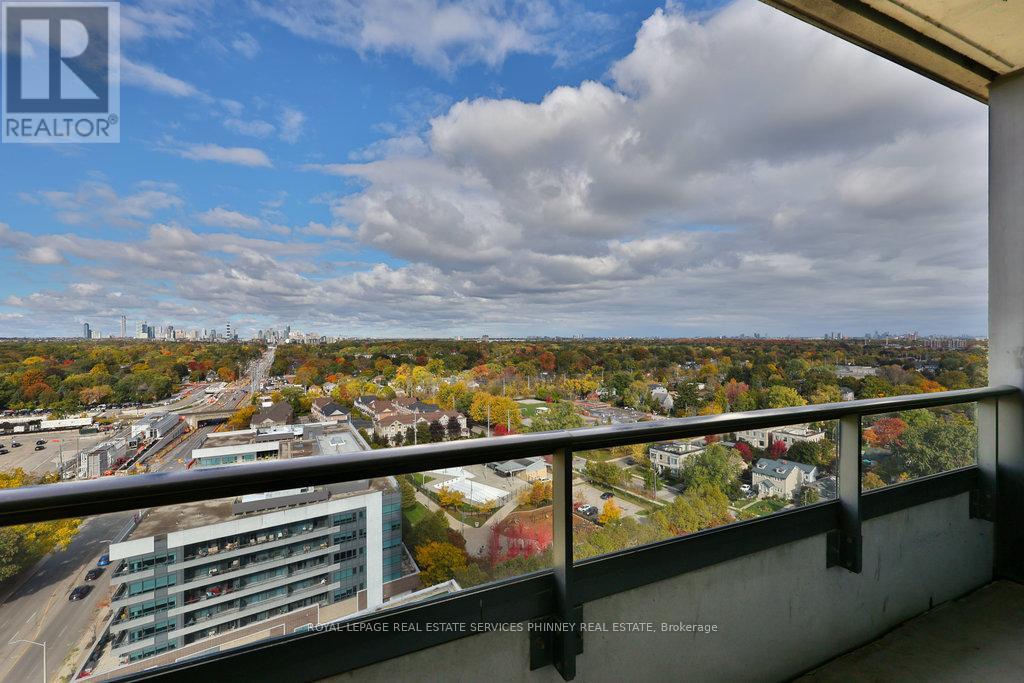 1606 - 1 Hurontario Street, Mississauga, Ontario L5G 0A3 - Photo 31 - W12593862