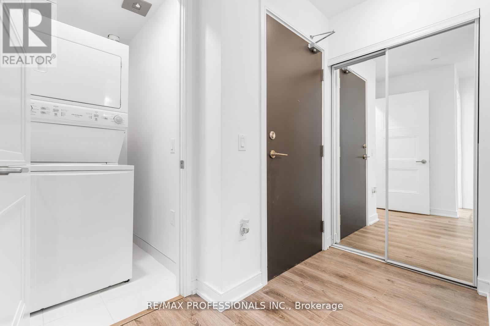 213 - 25 Neighbourhood Lane, Toronto, Ontario  M9Y 0C4 - Photo 16 - W12593892