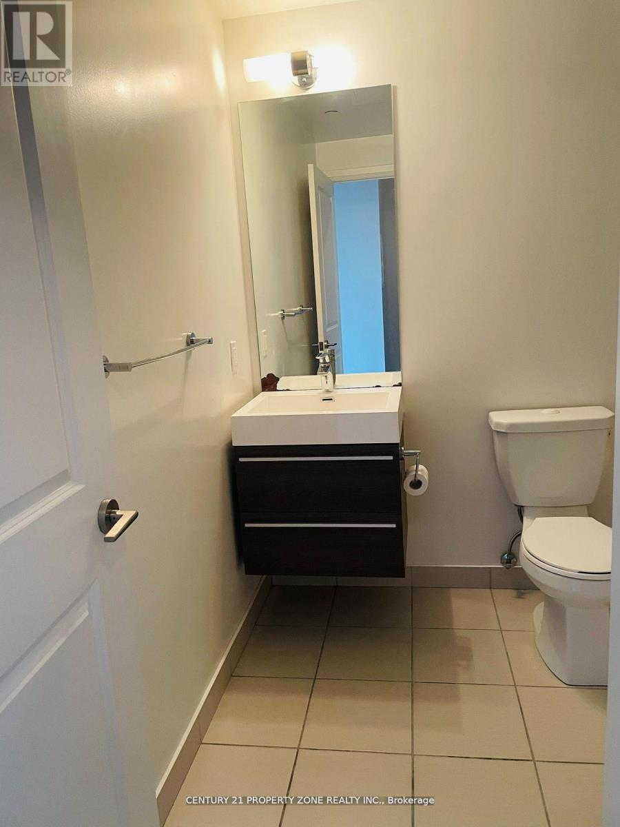 2005 - 17 Zorra Street, Toronto, Ontario  M8Z 4Z6 - Photo 6 - W12593922