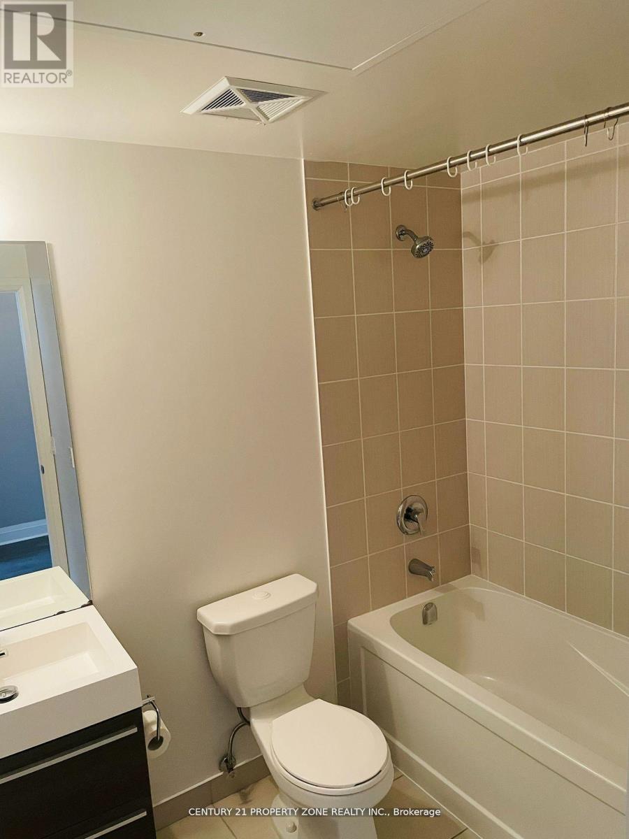 2005 - 17 Zorra Street, Toronto, Ontario  M8Z 4Z6 - Photo 8 - W12593922