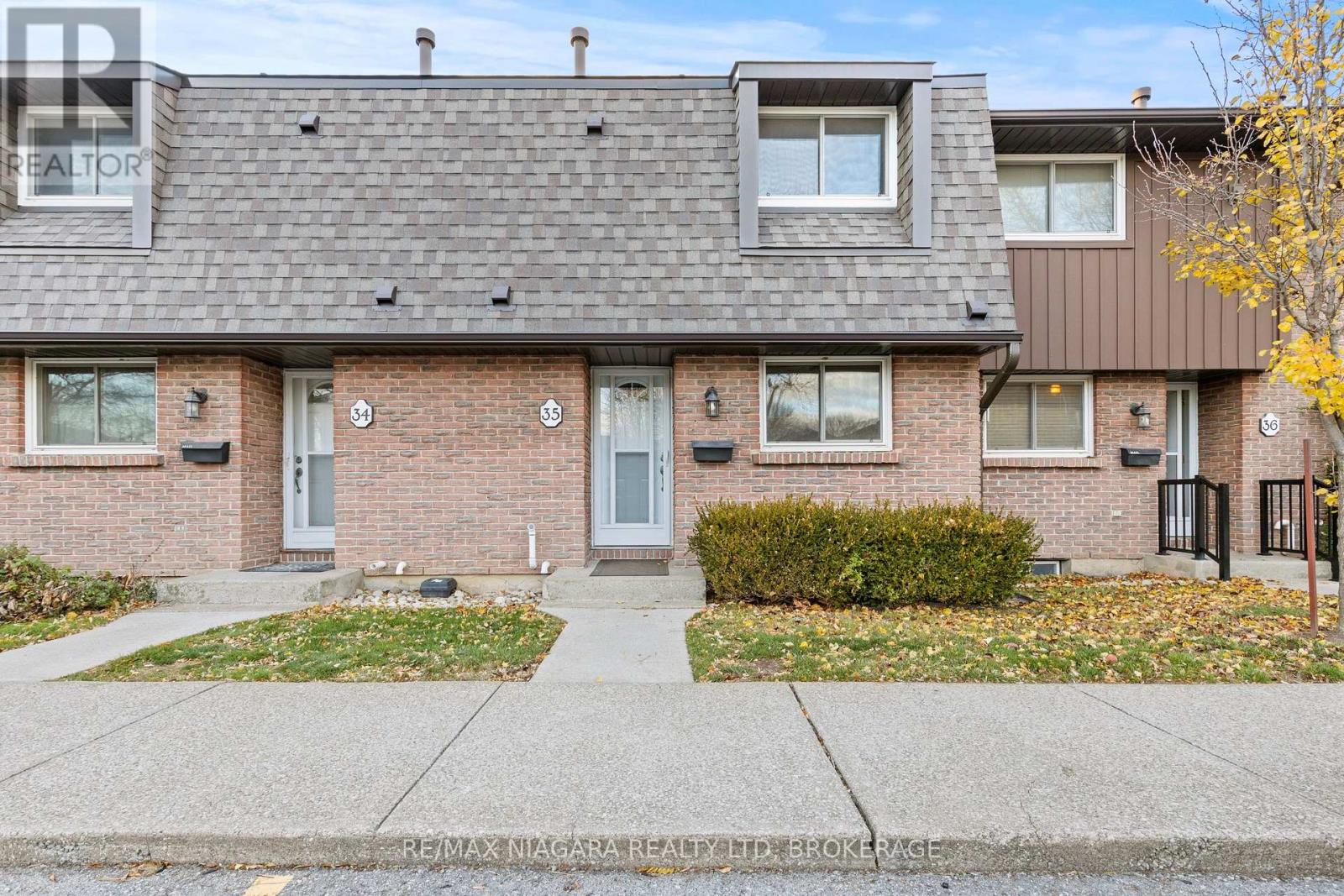 35 - 151 Linwell Road, St. Catharines, Ontario  L2N 6P3 - Photo 1 - X12594044
