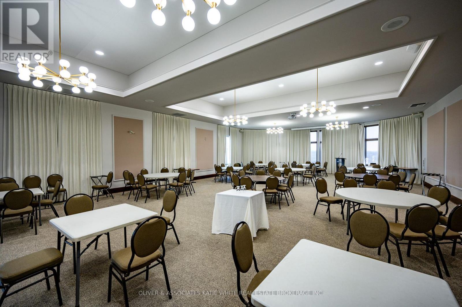 2409 Marlene Stewart Street, London South, Ontario  N6K 5R3 - Photo 40 - X12594014