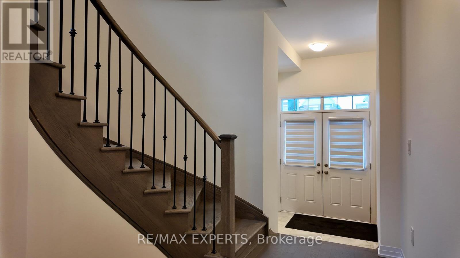 136 Raftis Street, Wellington North, Ontario N0G 1A0 - Photo 2 - X12593700