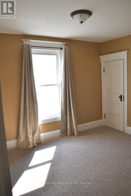 102 Belmont Avenue, Hamilton, Ontario  L8L 7M1 - Photo 10 - X12593732