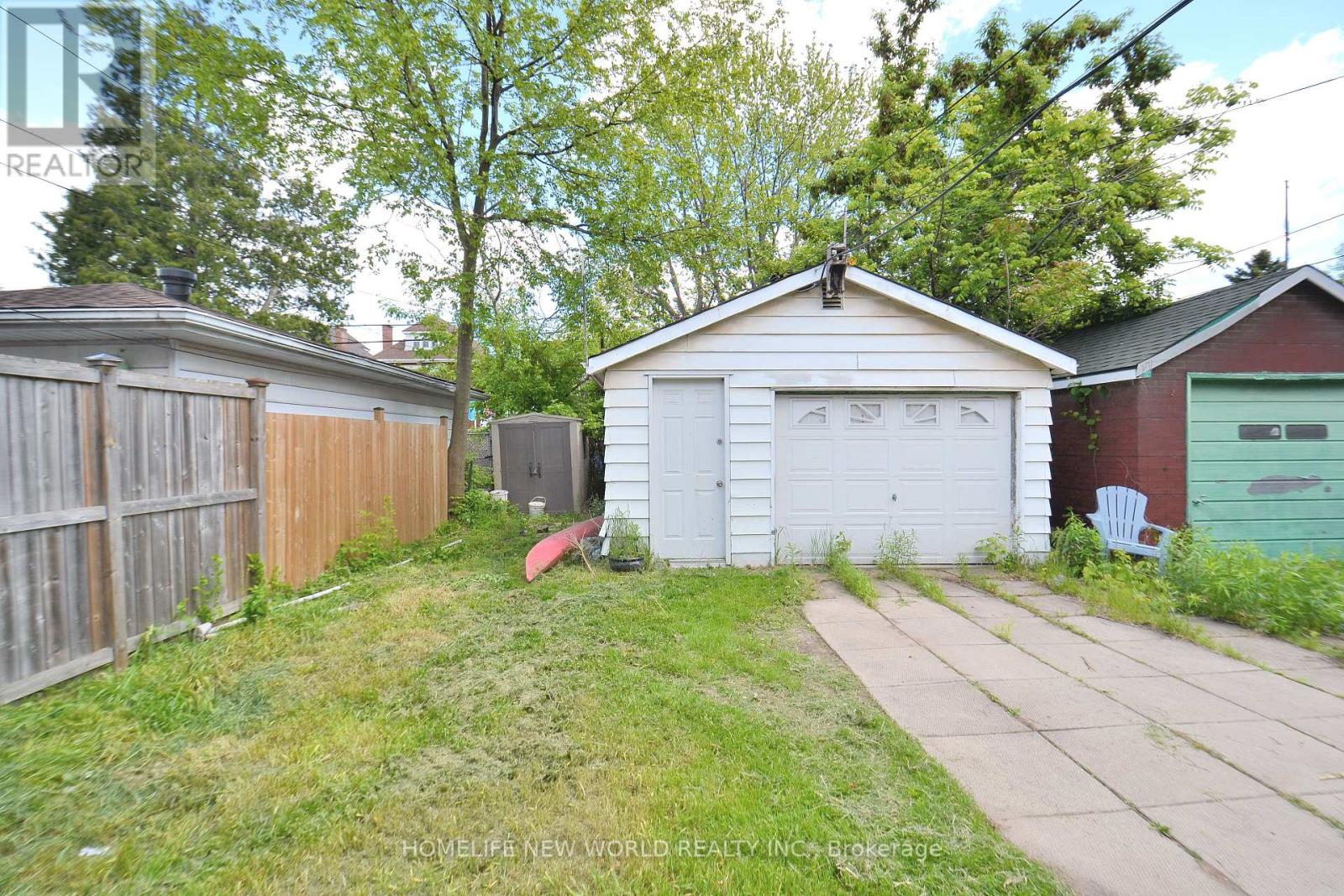 102 Belmont Avenue, Hamilton, Ontario  L8L 7M1 - Photo 13 - X12593732