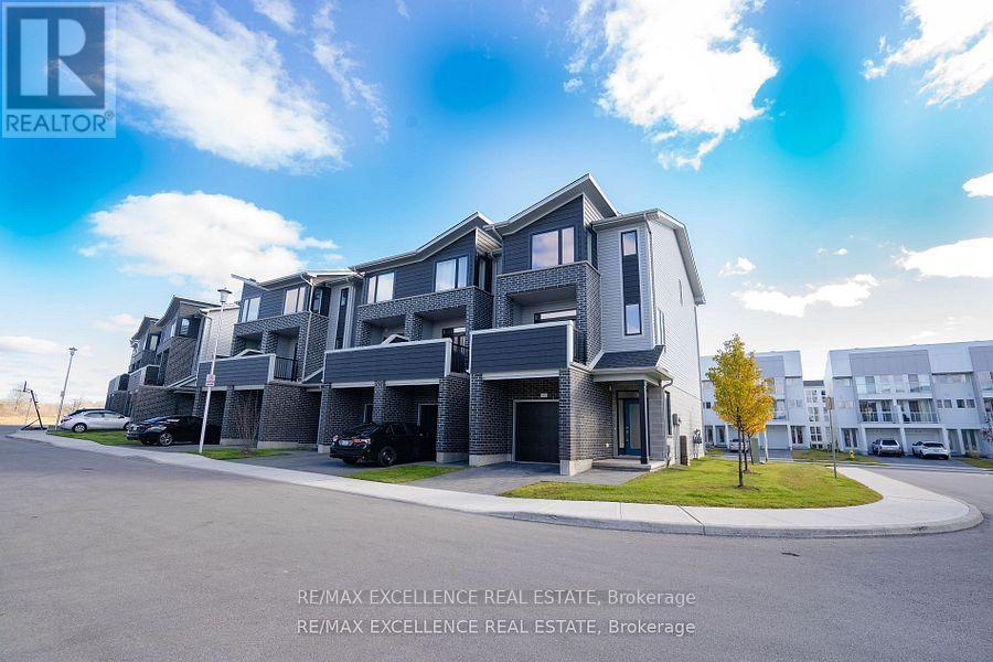 172 - 177 EDGE VALLEY ROAD, london east (east d), Ontario