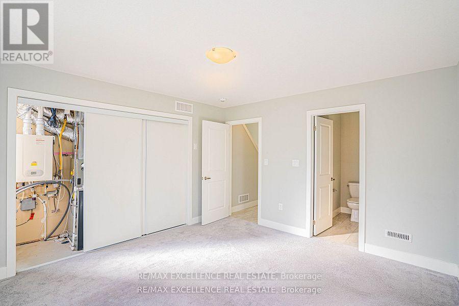 172 - 177 Edge Valley Road, London East (East D), Ontario  N5V 0C5 - Photo 13 - X12593778