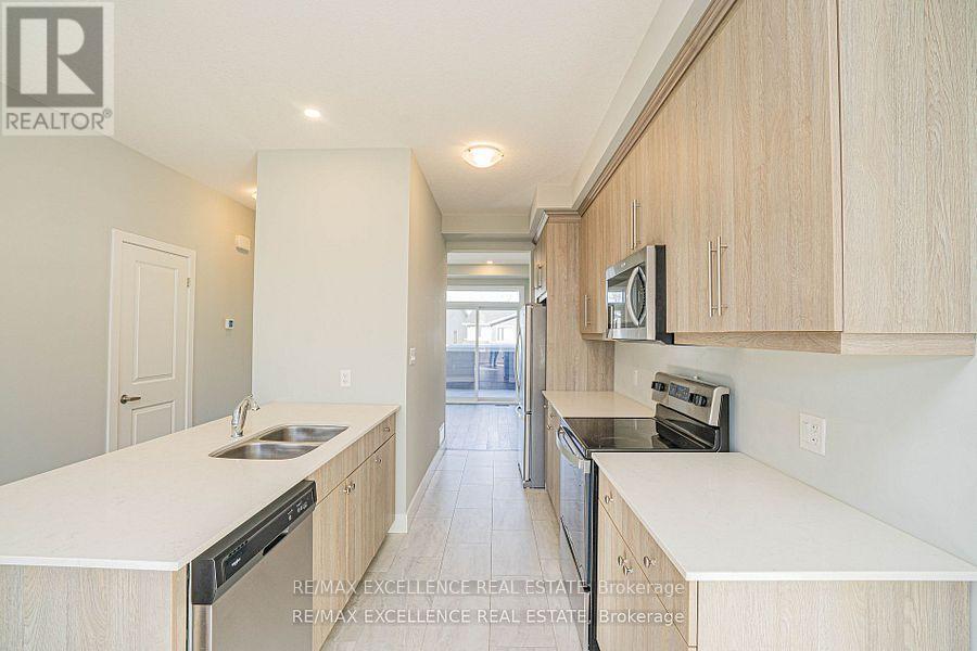 172 - 177 Edge Valley Road, London East (East D), Ontario  N5V 0C5 - Photo 19 - X12593778