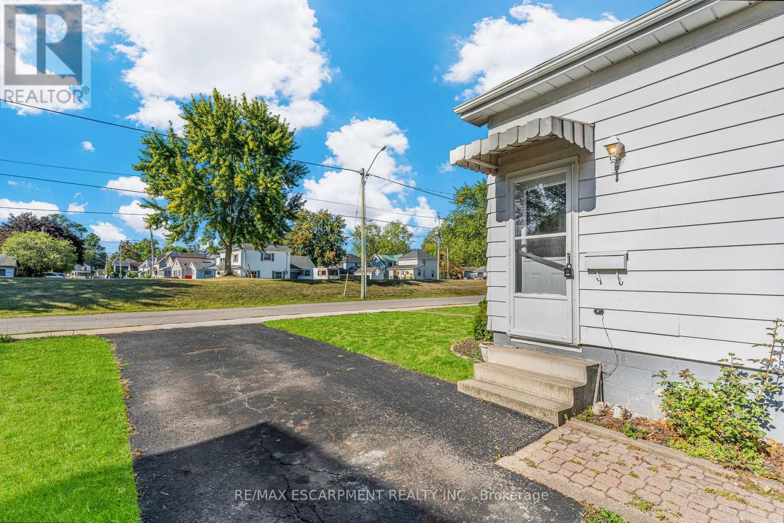 323 North Cayuga Street W, Haldimand, Ontario  N1A 1P4 - Photo 25 - X12593826