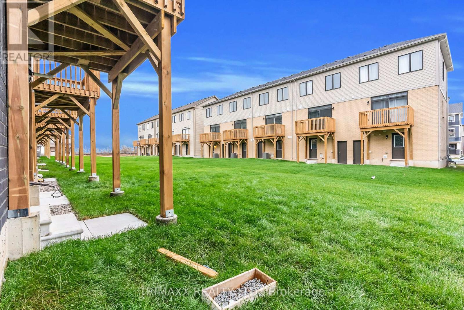 23 Greig Street, Brantford, Ontario  N3T 0W4 - Photo 38 - X12593878