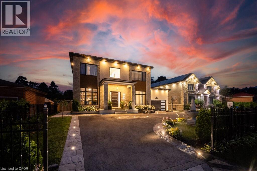 334 Third Line, Oakville, Ontario  L6L 4A4 - Photo 2 - 40791799