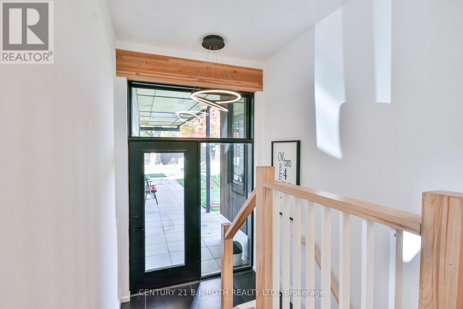 20 Weldon Street, Barrie, Ontario L4M 4J4 - Photo 38 - S12478819