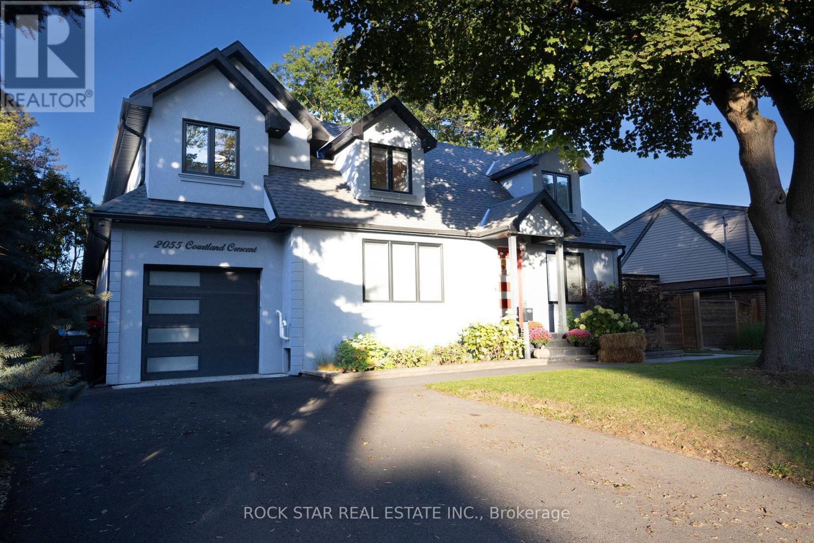 2055 Courtland Crescent, Mississauga, Ontario L4Y 1V1 - Photo 44 - W12460207