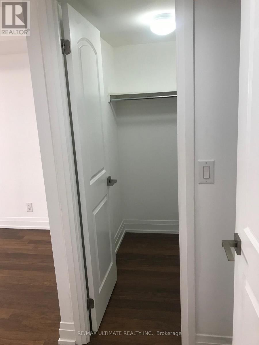 409 - 1060 Sheppard Avenue W, Toronto, Ontario  M3J 0G7 - Photo 15 - W12590692