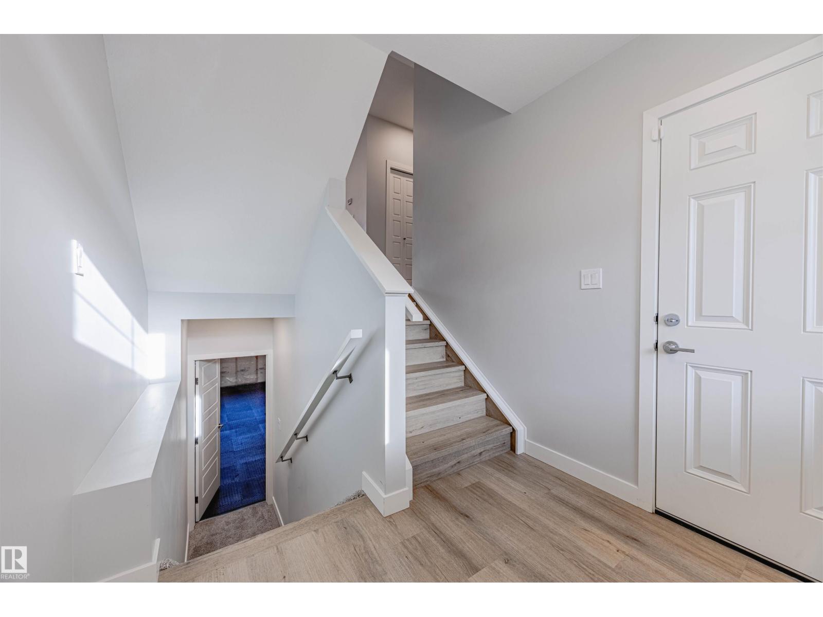 1745 Plum Cr Sw, Edmonton, Alberta  T6X 2Z8 - Photo 4 - E4461418