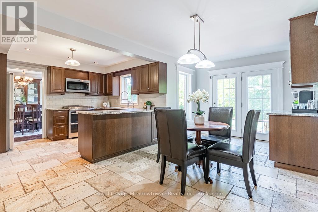 518 Grand Ridge Drive, Cambridge, Ontario  N1S 4Y9 - Photo 17 - X12397913