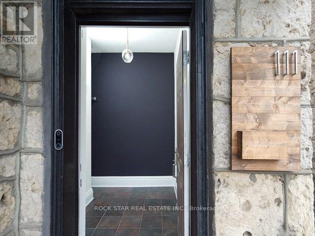 111 Ainslie Street N, Cambridge, Ontario  N1R 3P2 - Photo 2 - X12307209