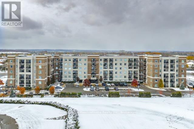 422 - 610 Farmstead Drive, Milton, Ontario  L9T 8X5 - Photo 21 - W12541266