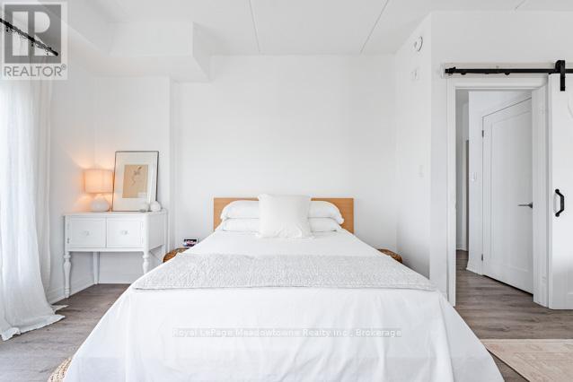 422 - 610 Farmstead Drive, Milton, Ontario  L9T 8X5 - Photo 16 - W12541266