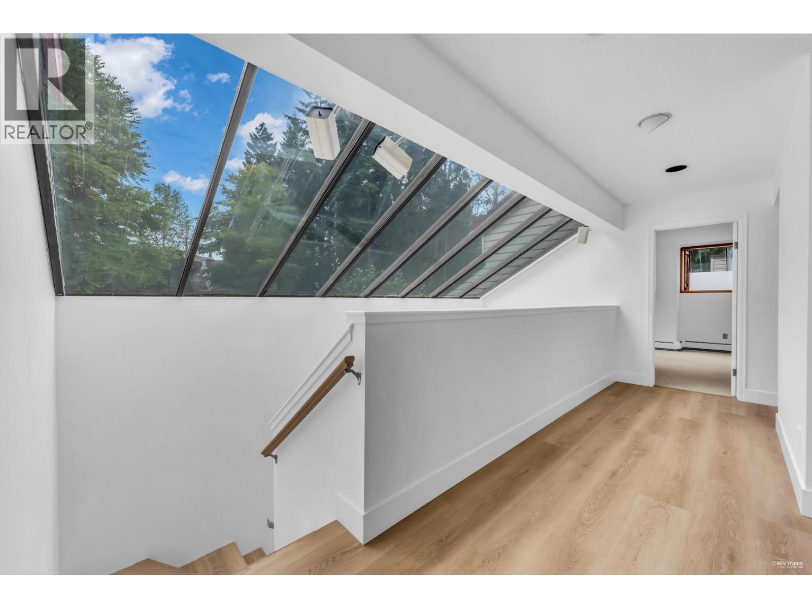 2901 Allan Road, North Vancouver, British Columbia  V7J 3P4 - Photo 21 - R3071431