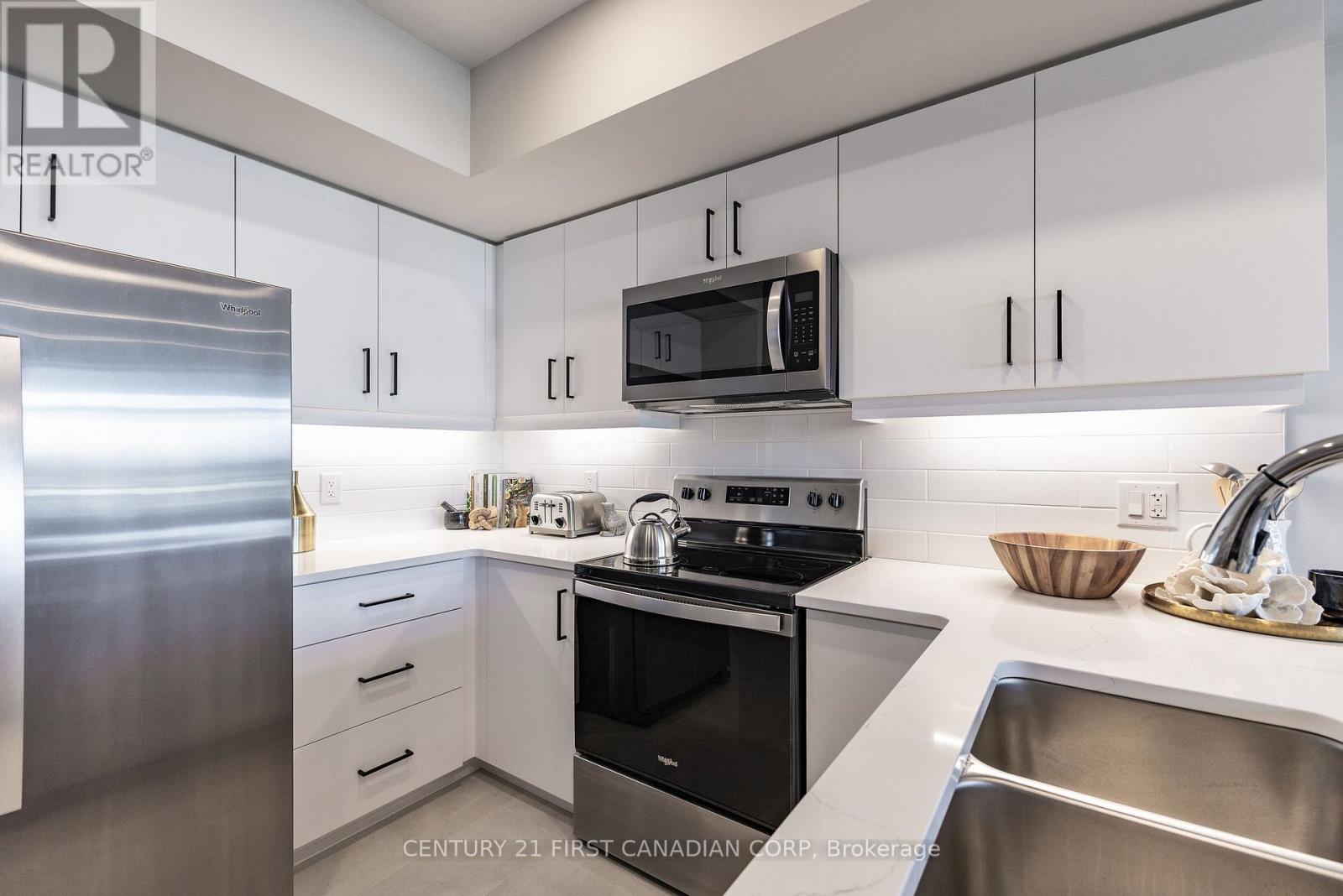 604 - 4286 King Street, Kitchener, Ontario N2P 2E9 - Photo 8 - X12587852