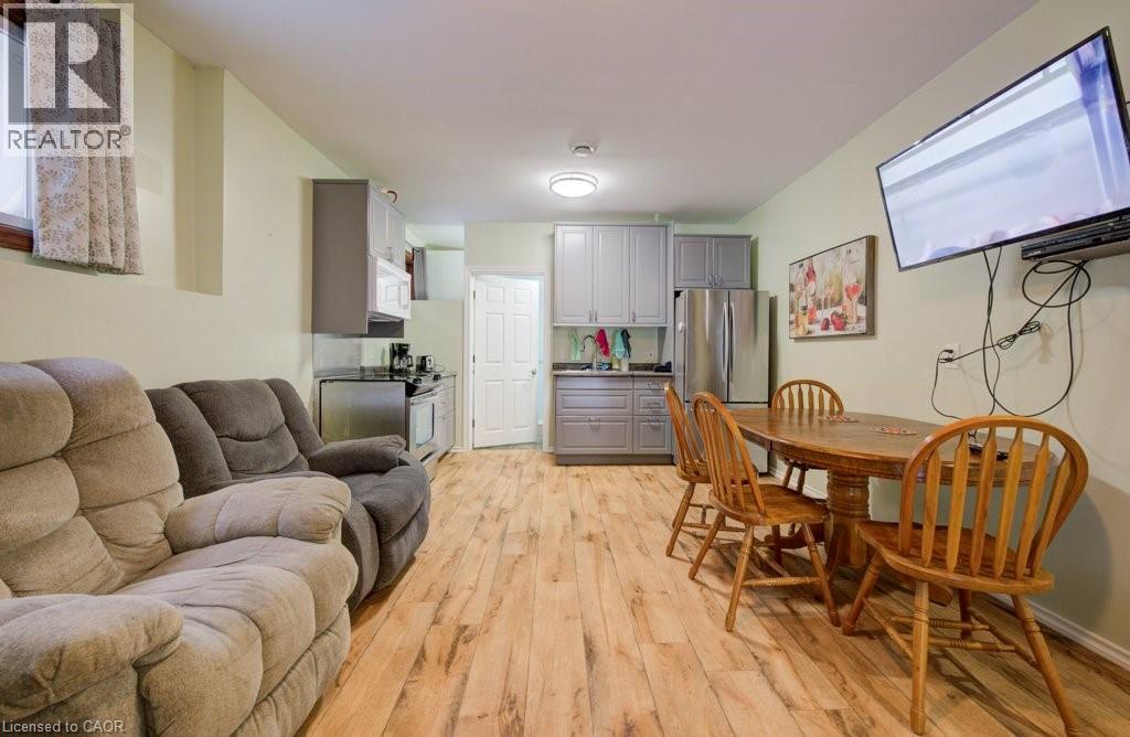 4 Perin Place Unit# 3, Kitchener, Ontario  N2P 1L5 - Photo 8 - 40791373