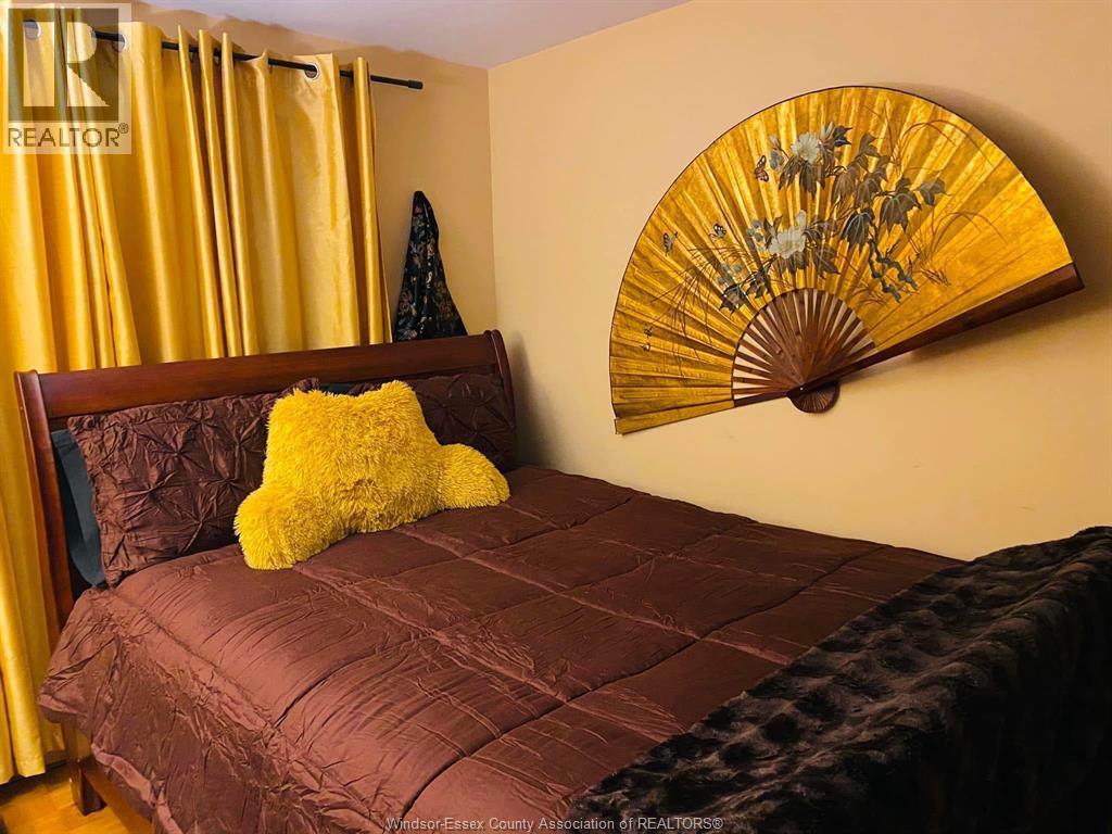 1185 Sumach, Windsor, Ontario  N8S 2S5 - Photo 3 - 25027016