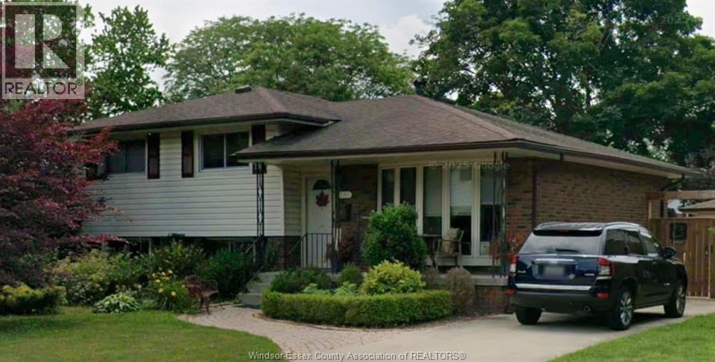 1185 Sumach, Windsor, Ontario  N8S 2S5 - Photo 1 - 25027016