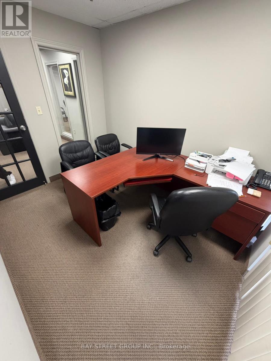 Unknown Address, ,     - Photo 3 - W12584250