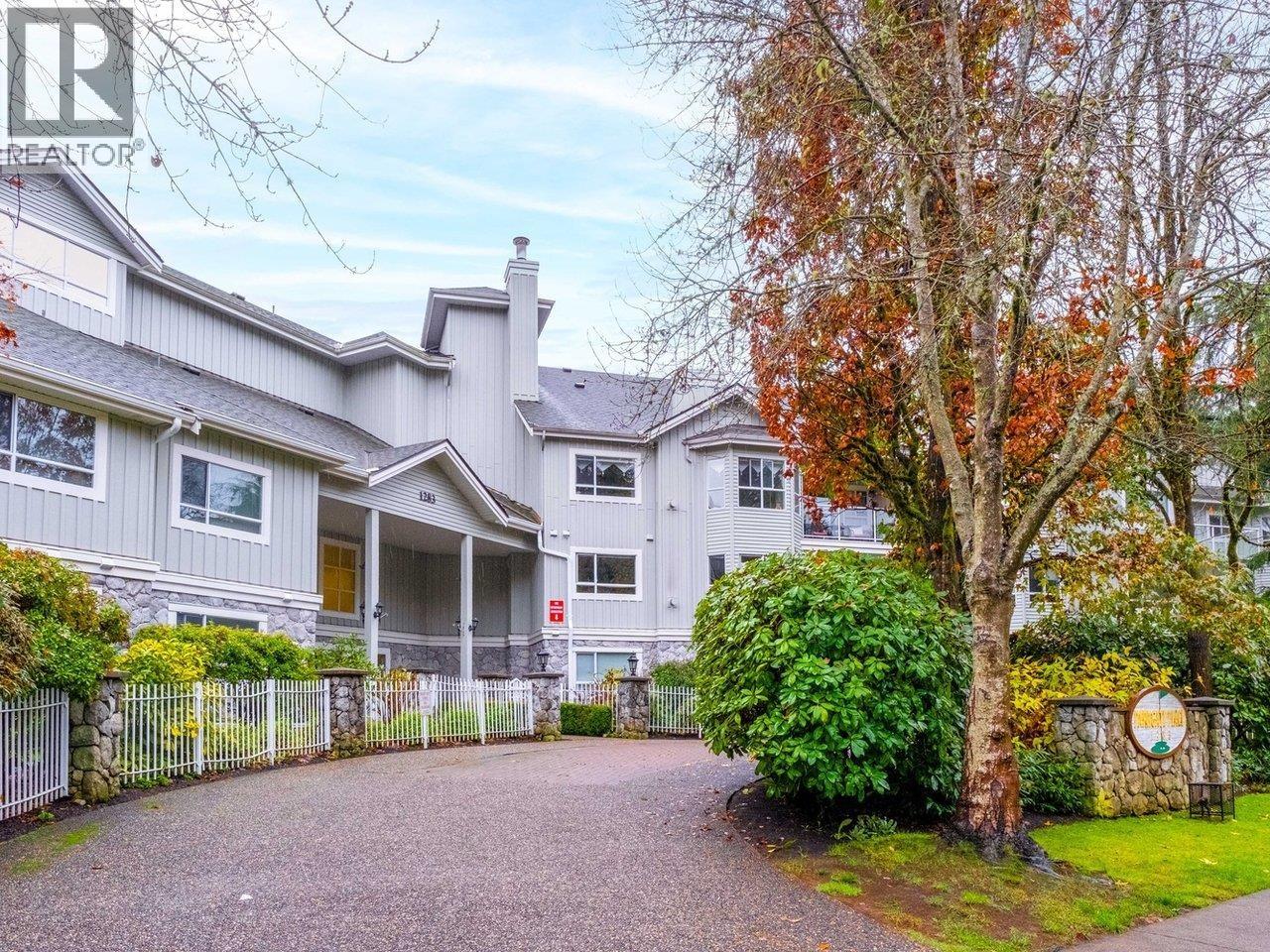308 1283 Parkgate Avenue, North Vancouver, British Columbia  V7H 3A3 - Photo 1 - R3070836