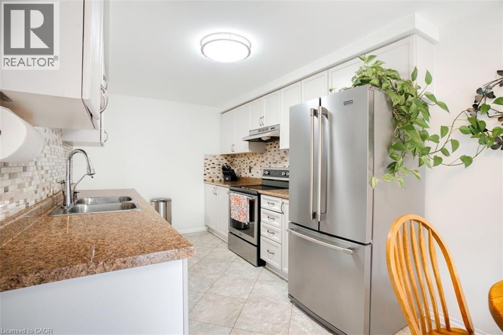 135 Eastforest Trail, Kitchener, Ontario  N2N 3E4 - Photo 15 - 40772599