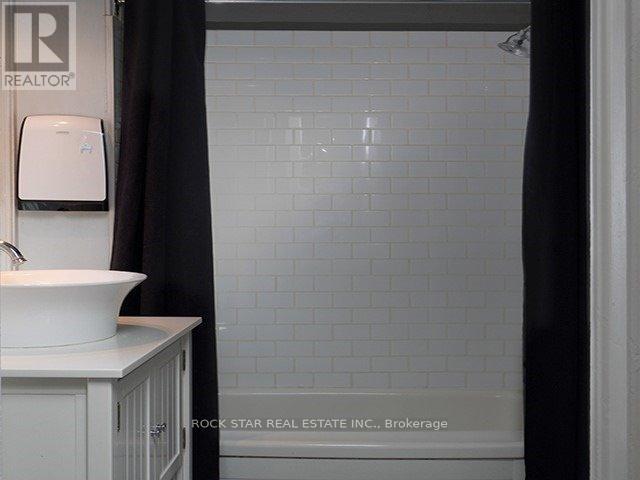 111 Ainslie Street N, Cambridge, Ontario  N1R 3P2 - Photo 12 - X12307212