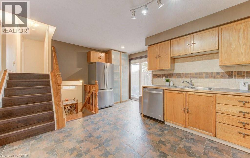 50 Newbury Drive, Kitchener, Ontario  N2N 2X6 - Photo 2 - 40781911