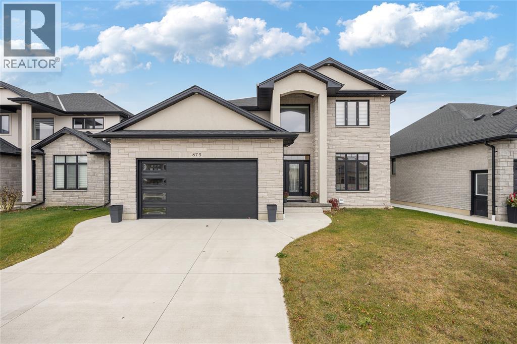 875 MAGNOLIA LANE, Sarnia, Ontario