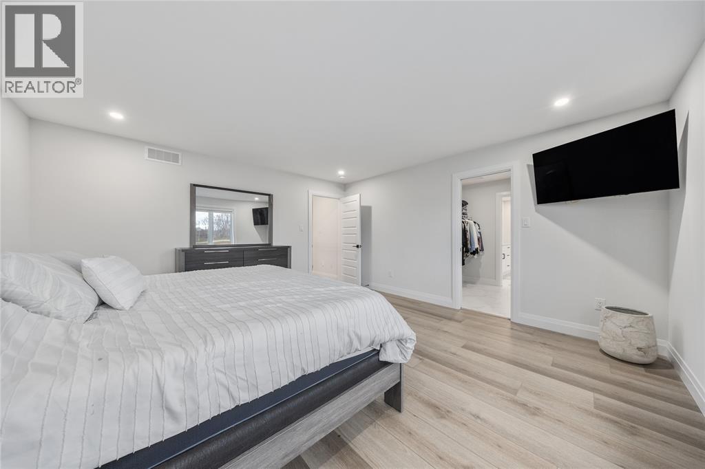 875 Magnolia Lane, Sarnia, Ontario N7S 0G3 - Photo 24 - 25029462