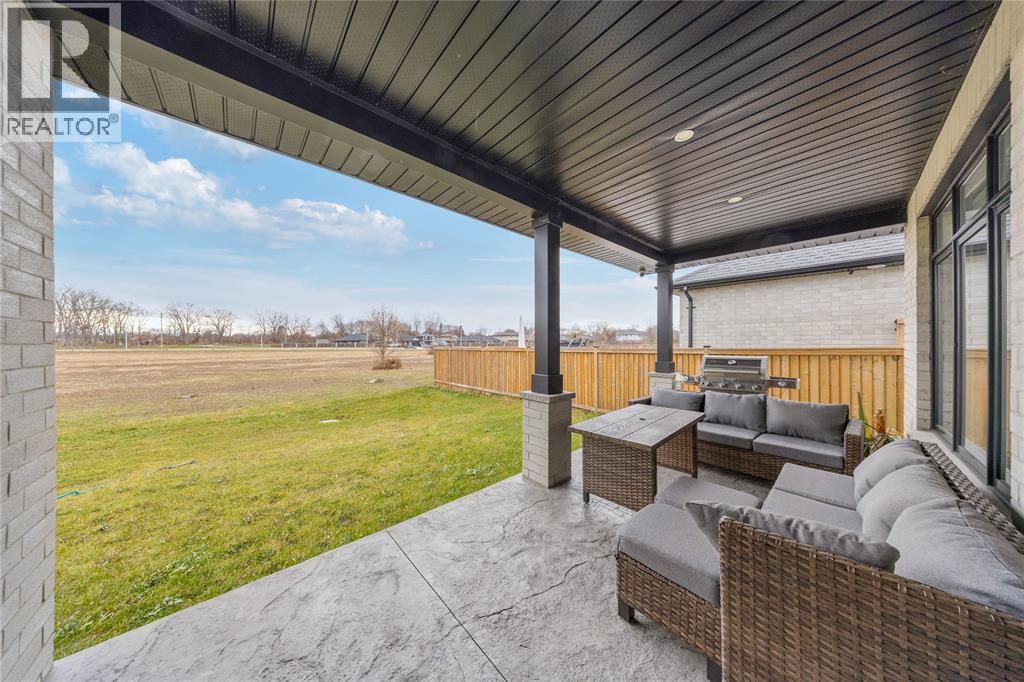 875 Magnolia Lane, Sarnia, Ontario N7S 0G3 - Photo 36 - 25029462